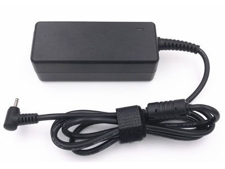 Samsung NP305U1A-A02VE Charger
